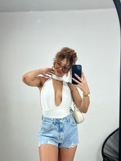 SHORT JEANS MARMORIZADO BARRA A FIO
