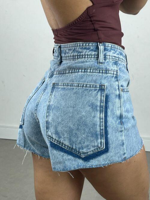SHORT JEANS BOLSO MARCADO