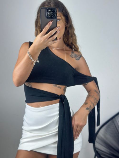 CROPPED AMARRA�AO FENTY