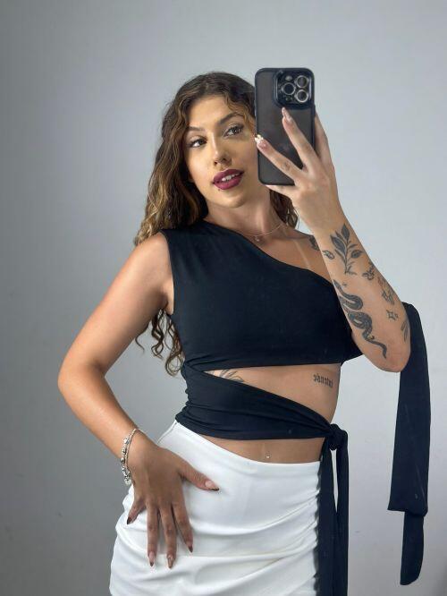 CROPPED AMARRA�AO FENTY