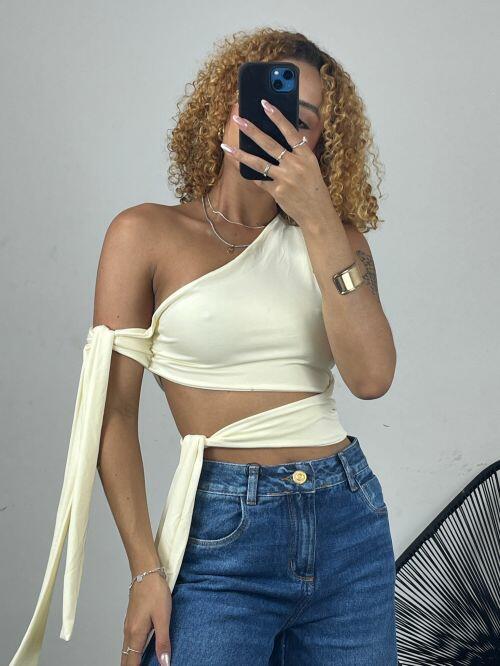 CROPPED AMARRA�AO FENTY