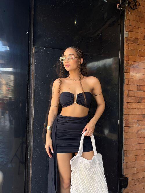 CONJUNTO TOP FIVELA E SAIA DRAPEADA POLIAMIDA