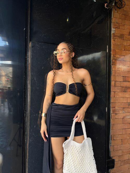 CONJUNTO TOP FIVELA E SAIA DRAPEADA POLIAMIDA