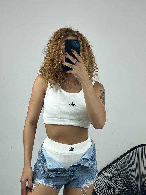 CONJUNTO TOP E HOTPANT CANELADO ALO