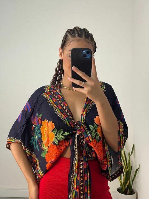 CROPPED MORCEGO ESTAMPADO
