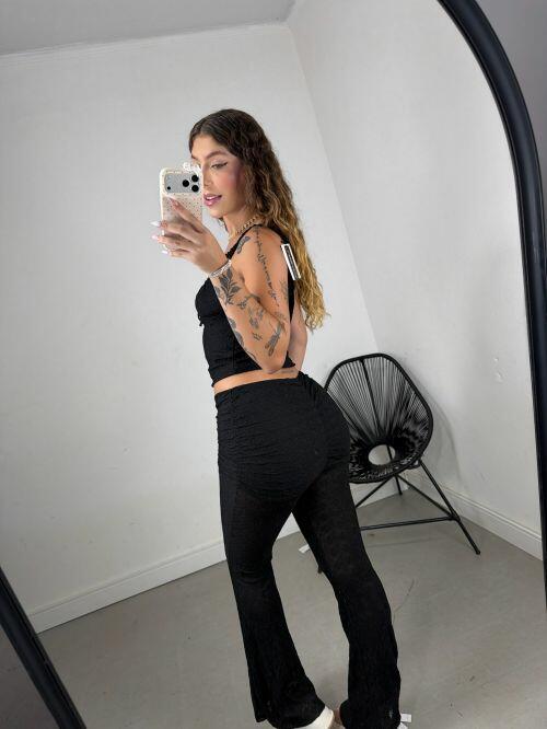 CALÇA NARCISA FLARE RENDA
