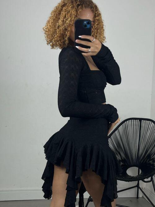 CONJUNTO JASMIM RENDA CROPPED E SAIA