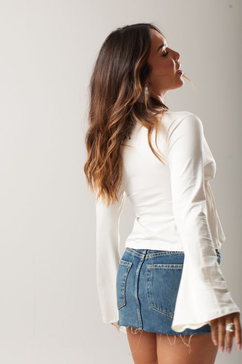 CROPPED LIAH MANGA FLARE