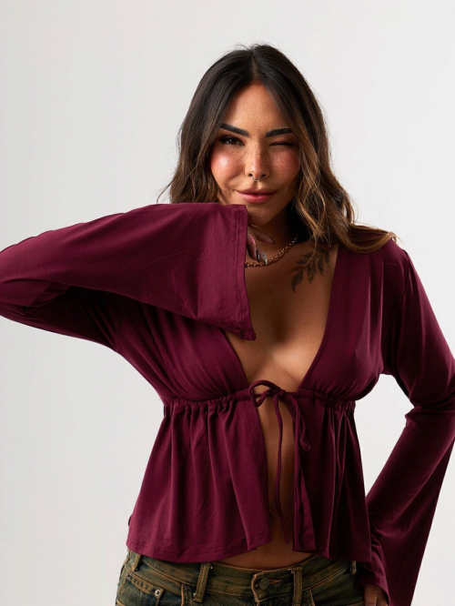 CROPPED LIAH MANGA FLARE