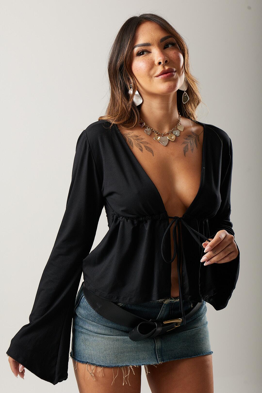 CROPPED LIAH MANGA FLARE