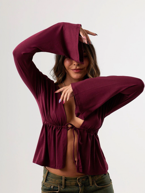 CROPPED LIAH MANGA FLARE