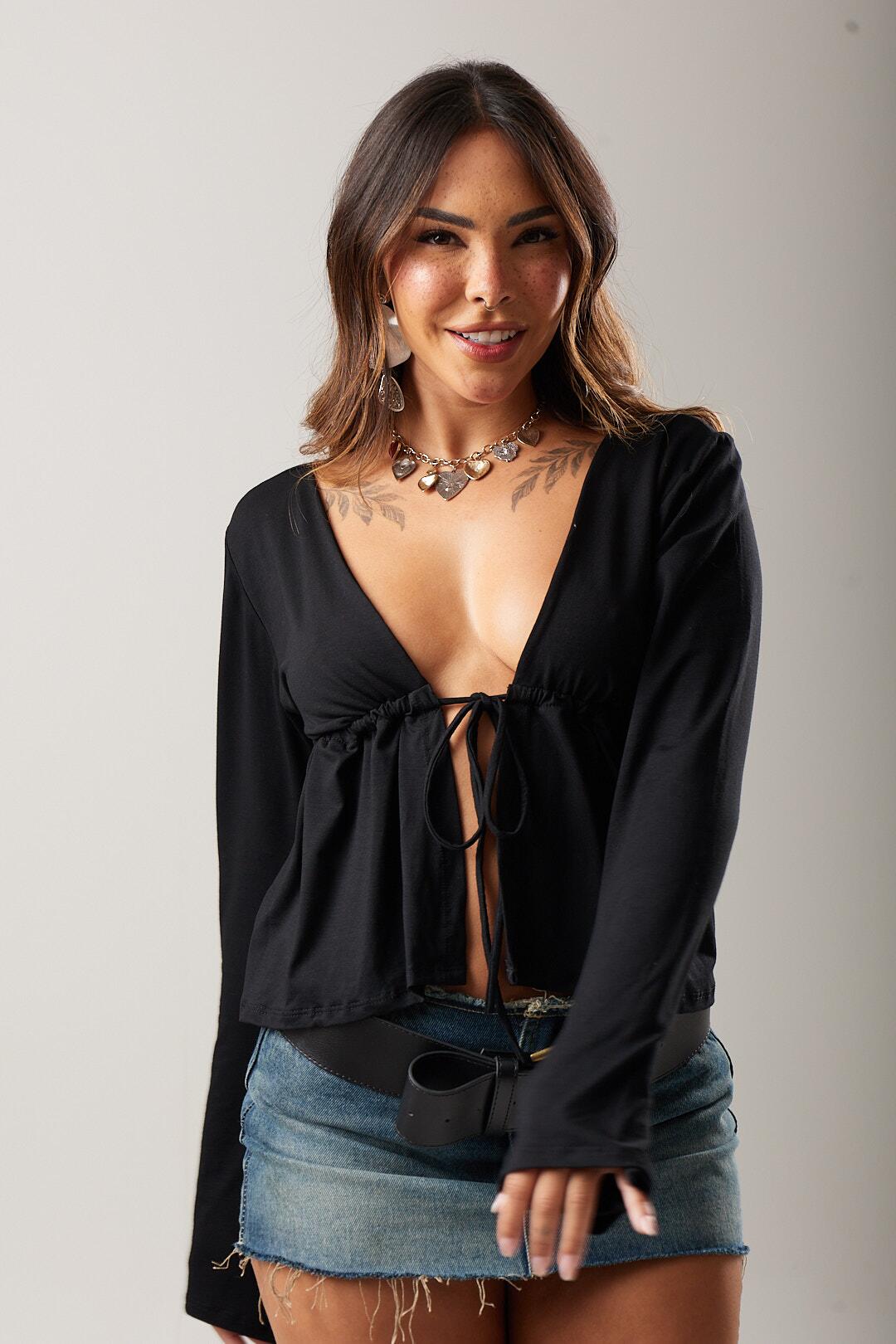 CROPPED LIAH MANGA FLARE