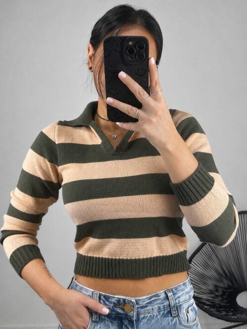 SUETER DE TRICÔ GOLA POLO LISTRADO