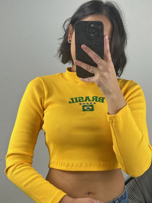 CROPPED CACHARREL MANGA LONGA BRASIL
