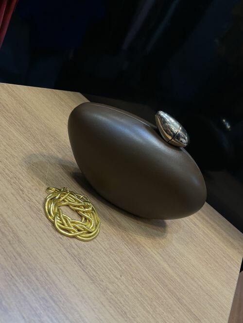 BOLSA CLUTCH OVAL