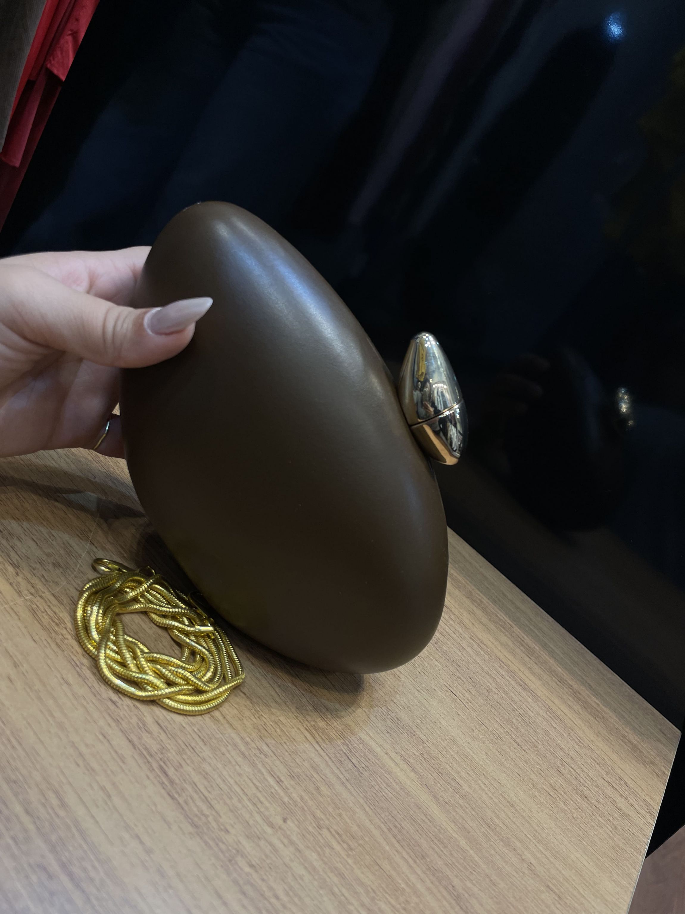 BOLSA CLUTCH OVAL