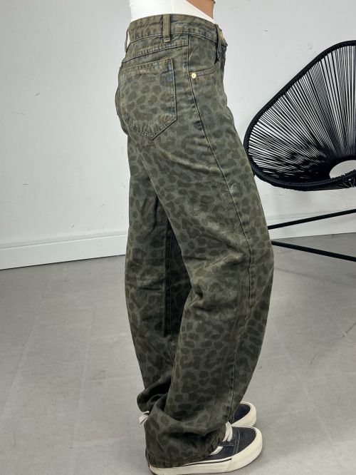 CALÇA WIDELEG RETA ESTAMPADA ONÇA