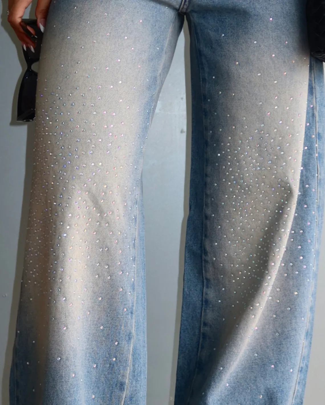 CALÇA WIDELEG SUJINHA STRASS