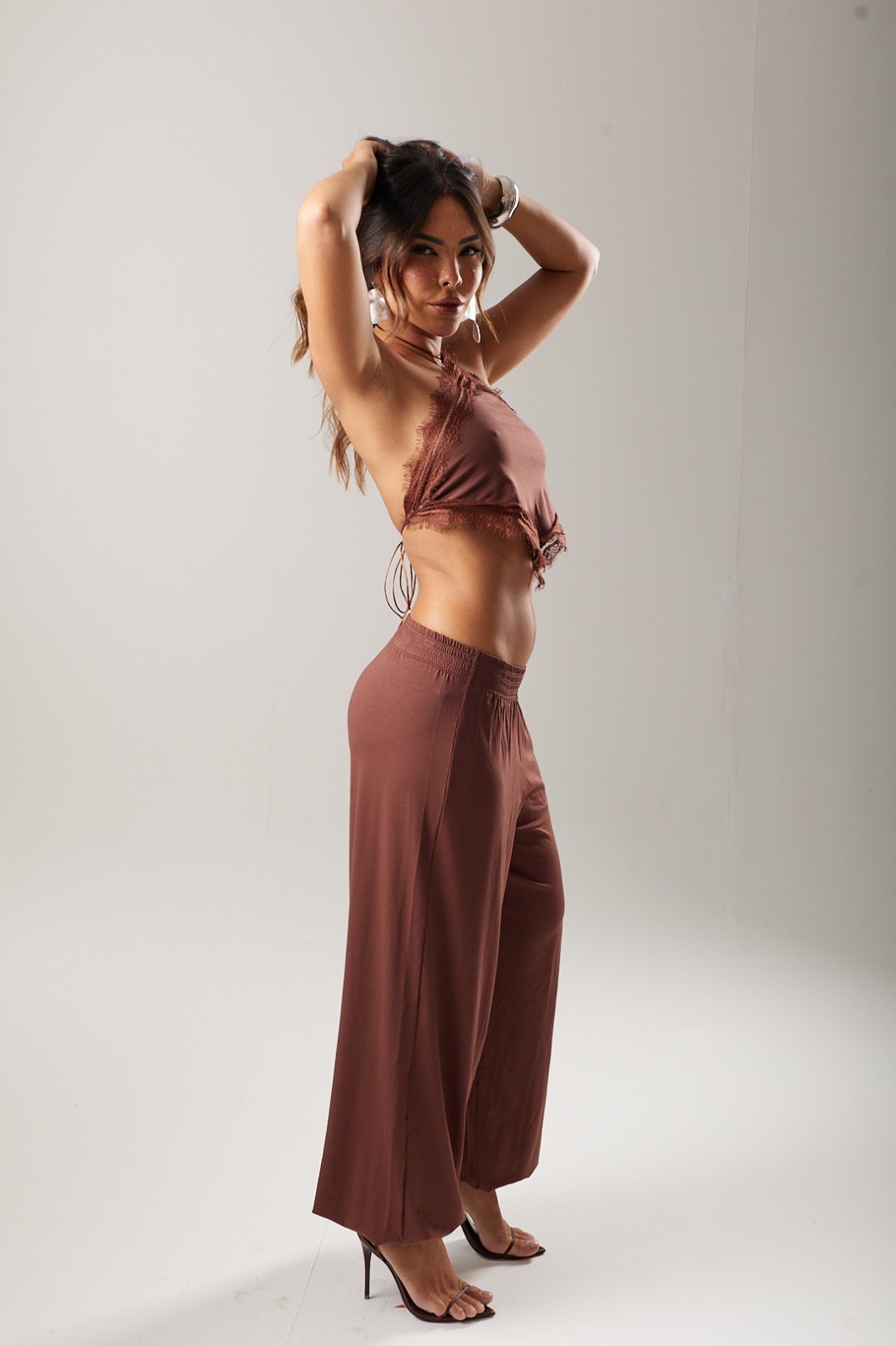 CROPPED HALTER RENDA