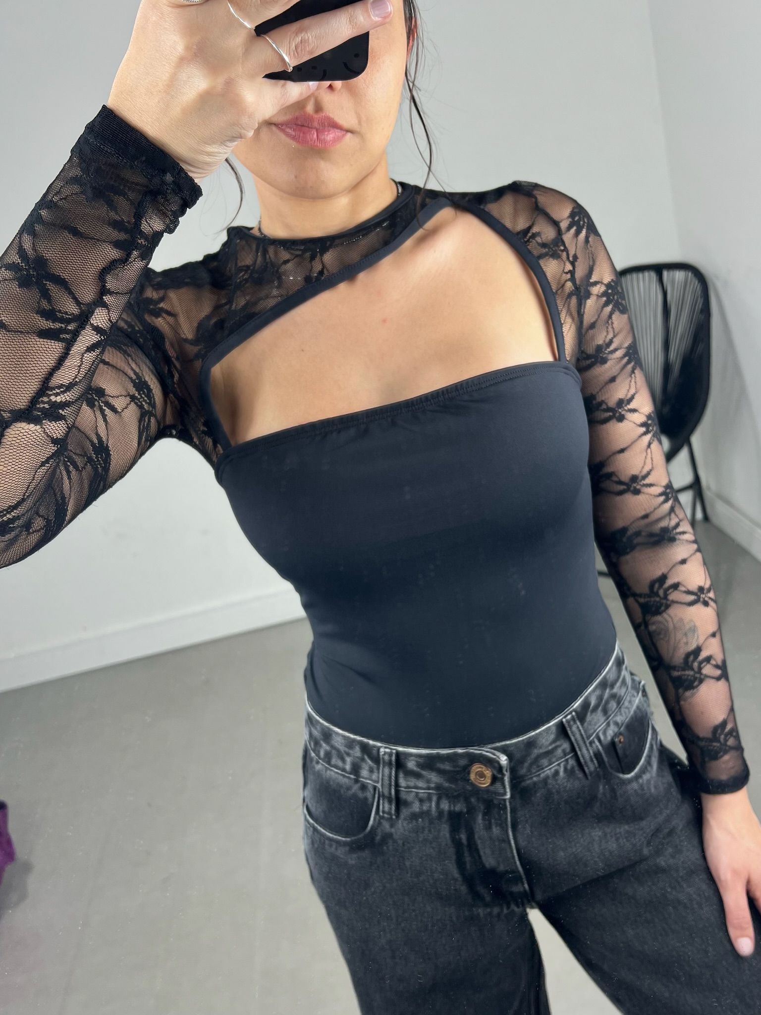 BODY RENDA MANGA LONGA ASSIMETRICO
