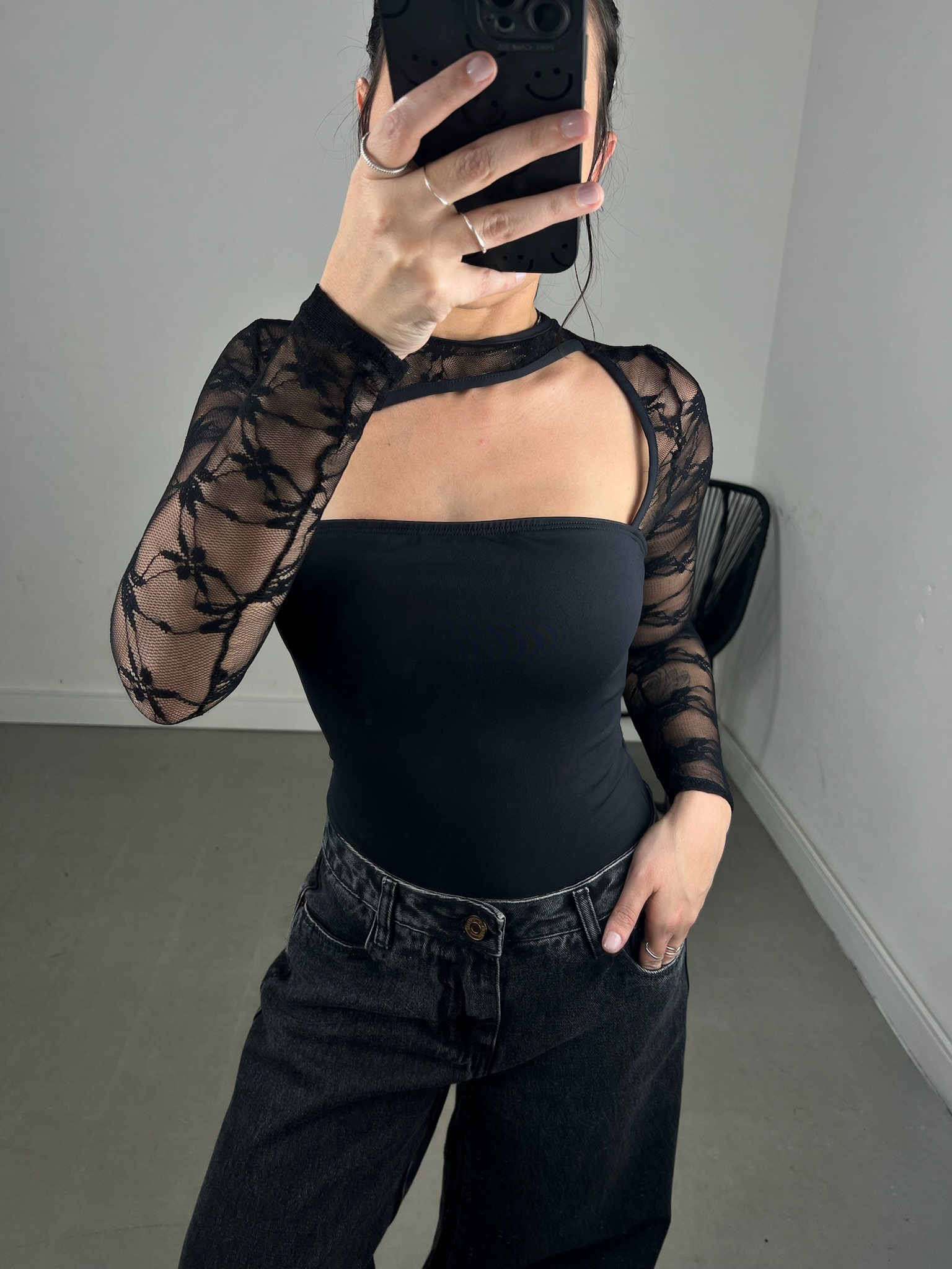BODY RENDA MANGA LONGA ASSIMETRICO