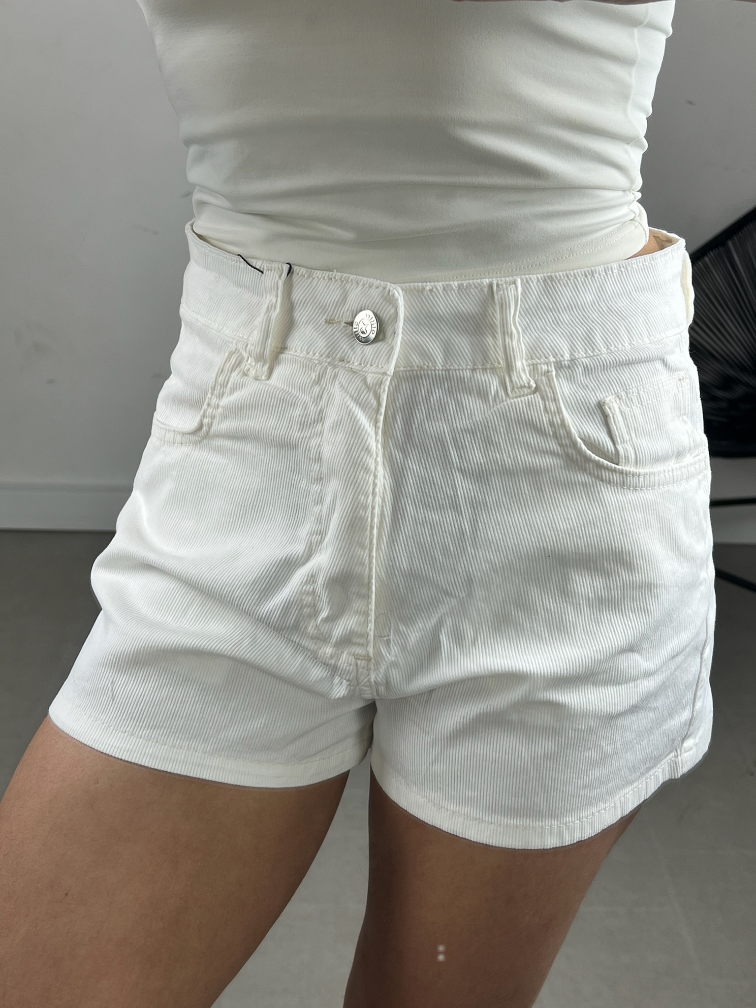 SHORT MOM JEANS BAINHA