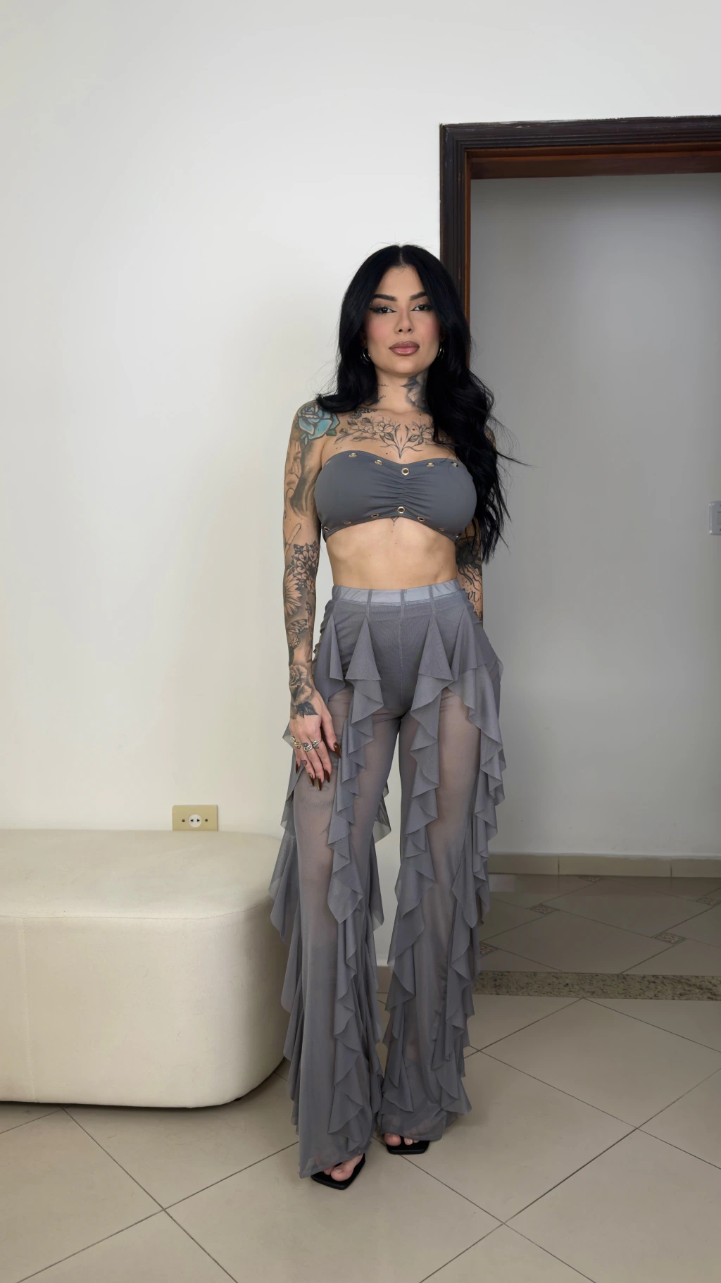 CALÇA NAIA TULE