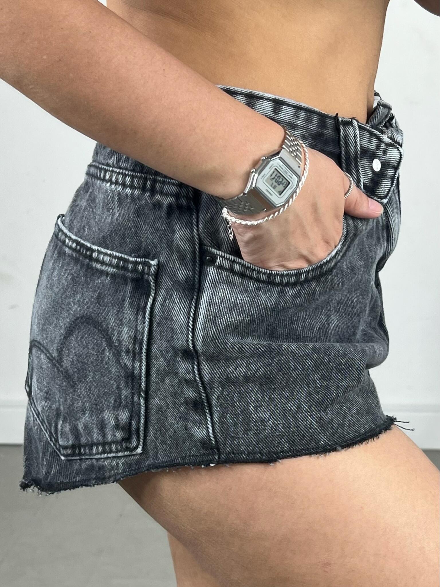 SHORT JEANS CÓS VIRADO BLACK