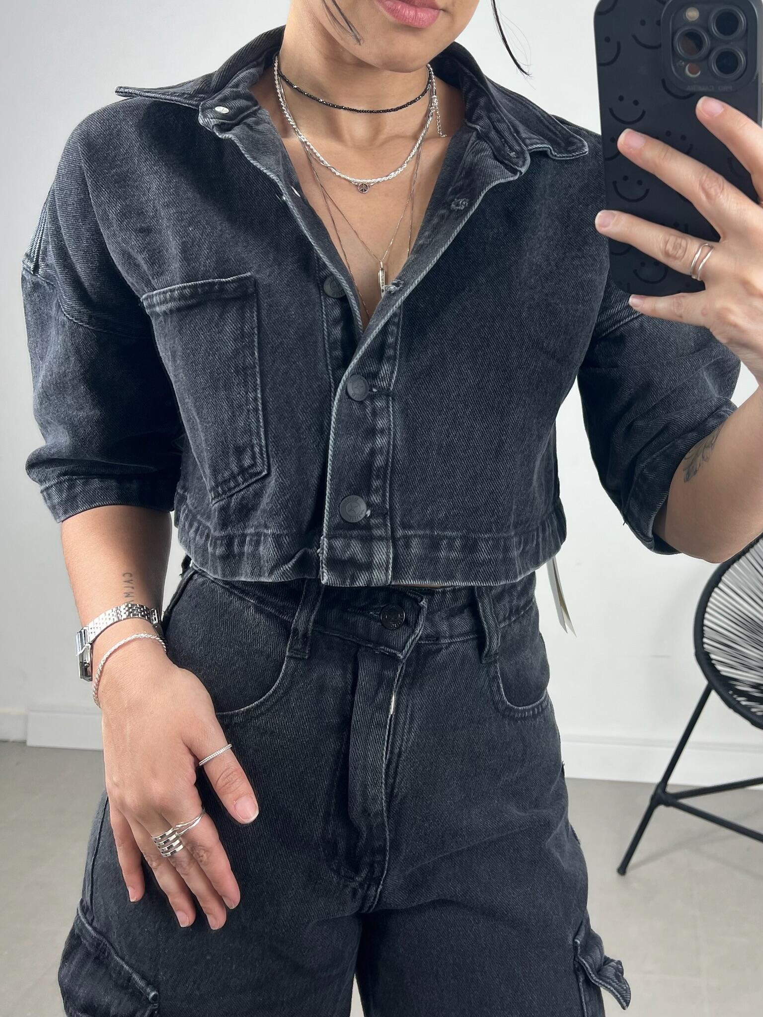 CROPPED JEANS MANGA CURTA