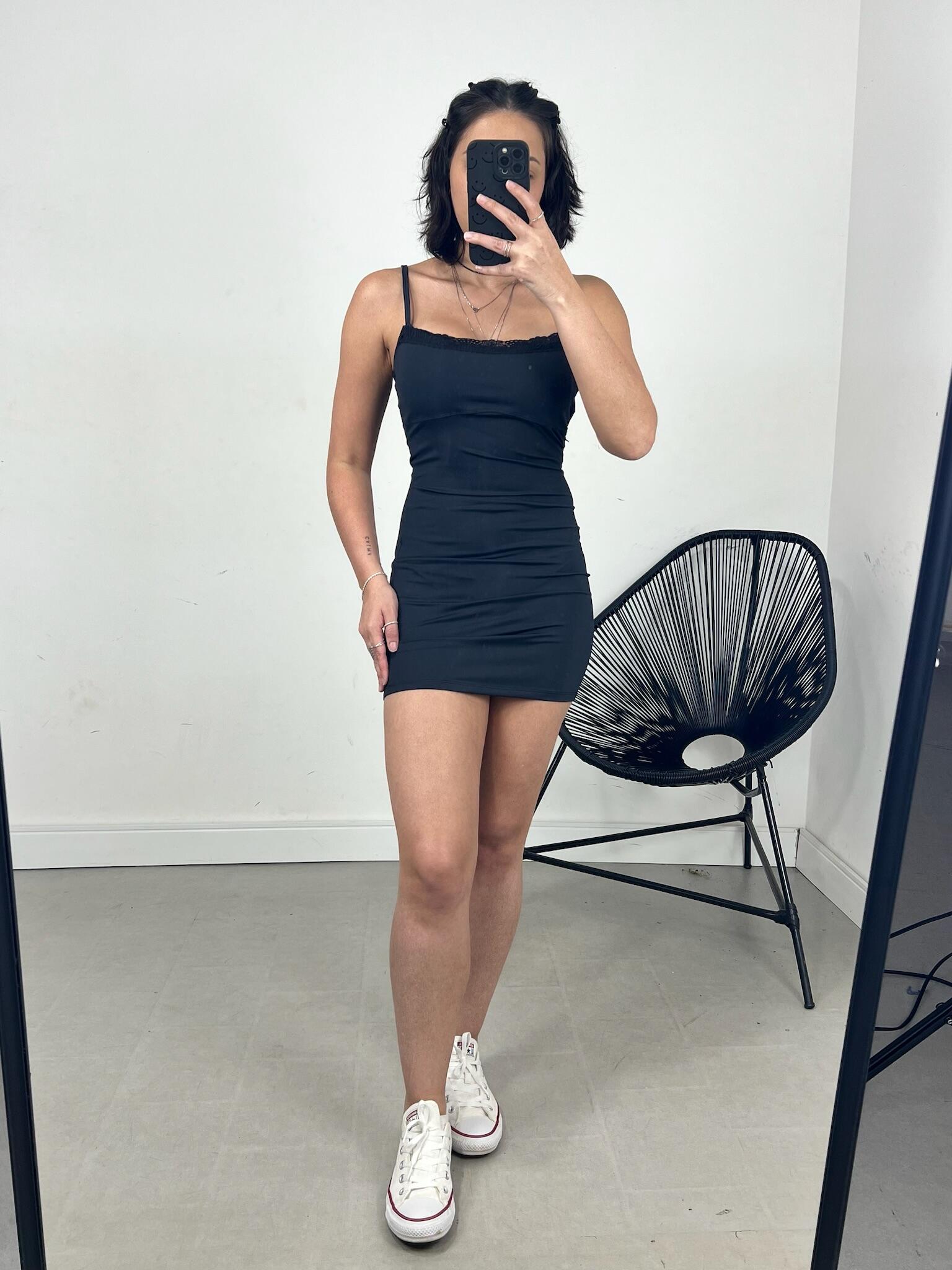VESTIDO RETO POLIAMIDA RENDA