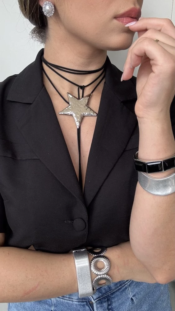 CHOKER PINGENTE ESTRELA