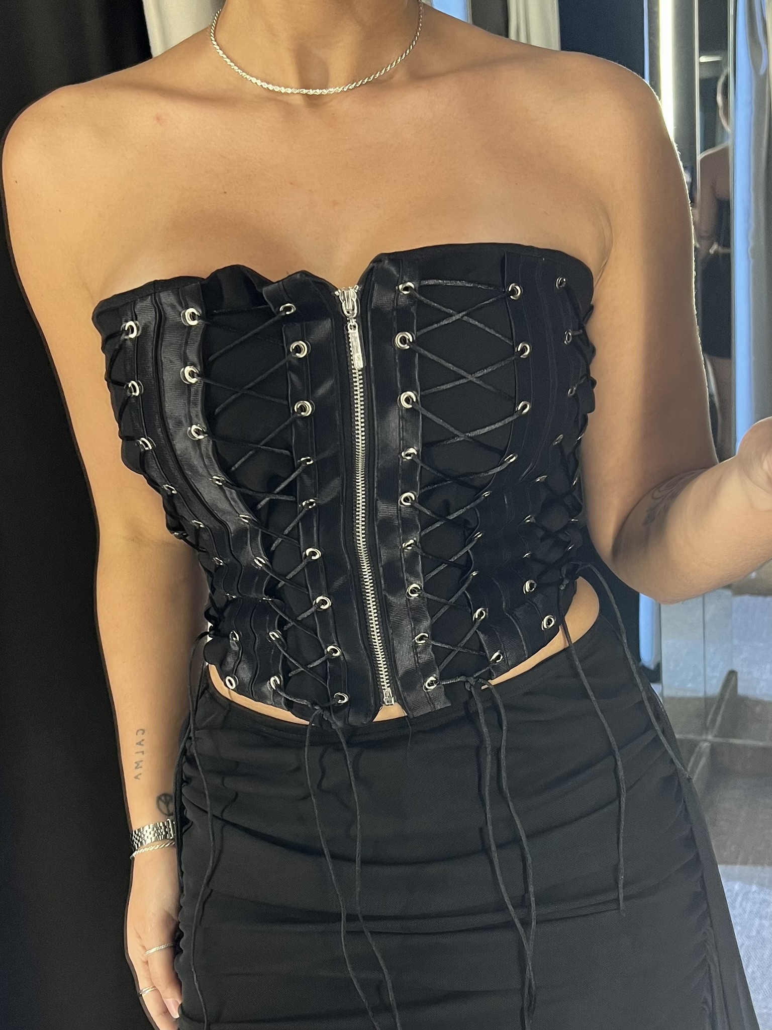 CORSET AMARRAÇÃO ILHÓS