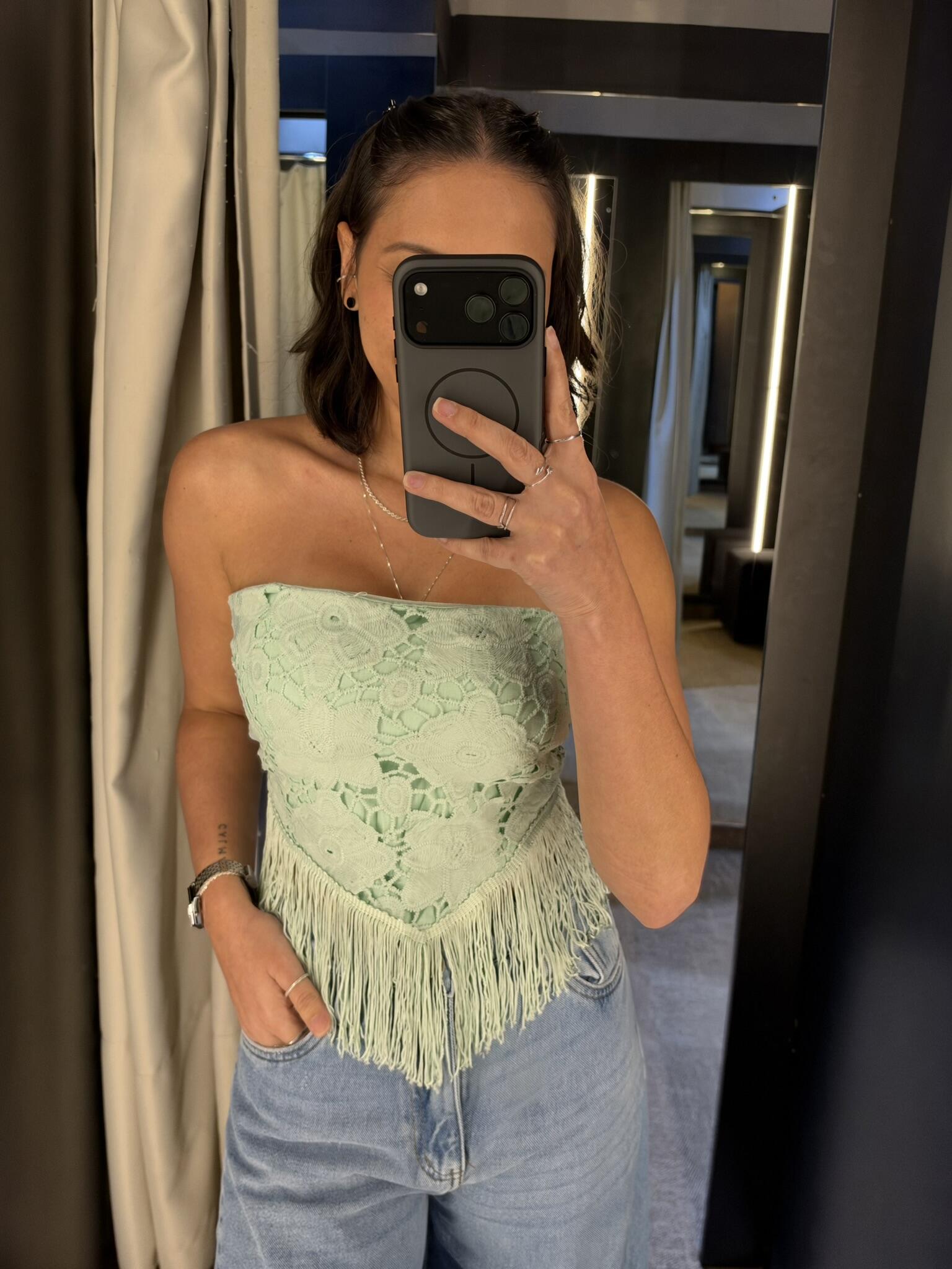 CROPPED RENDA BICO FRANJA
