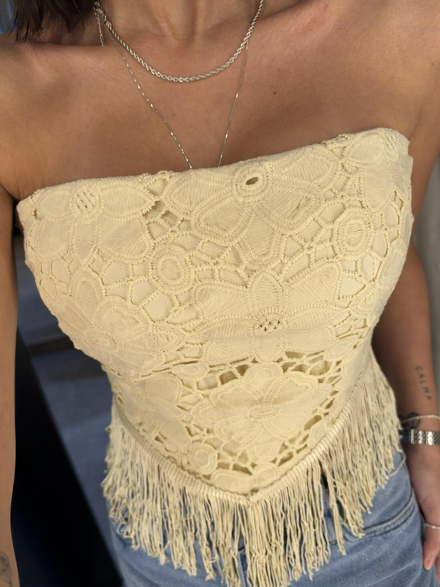 CROPPED RENDA BICO FRANJA