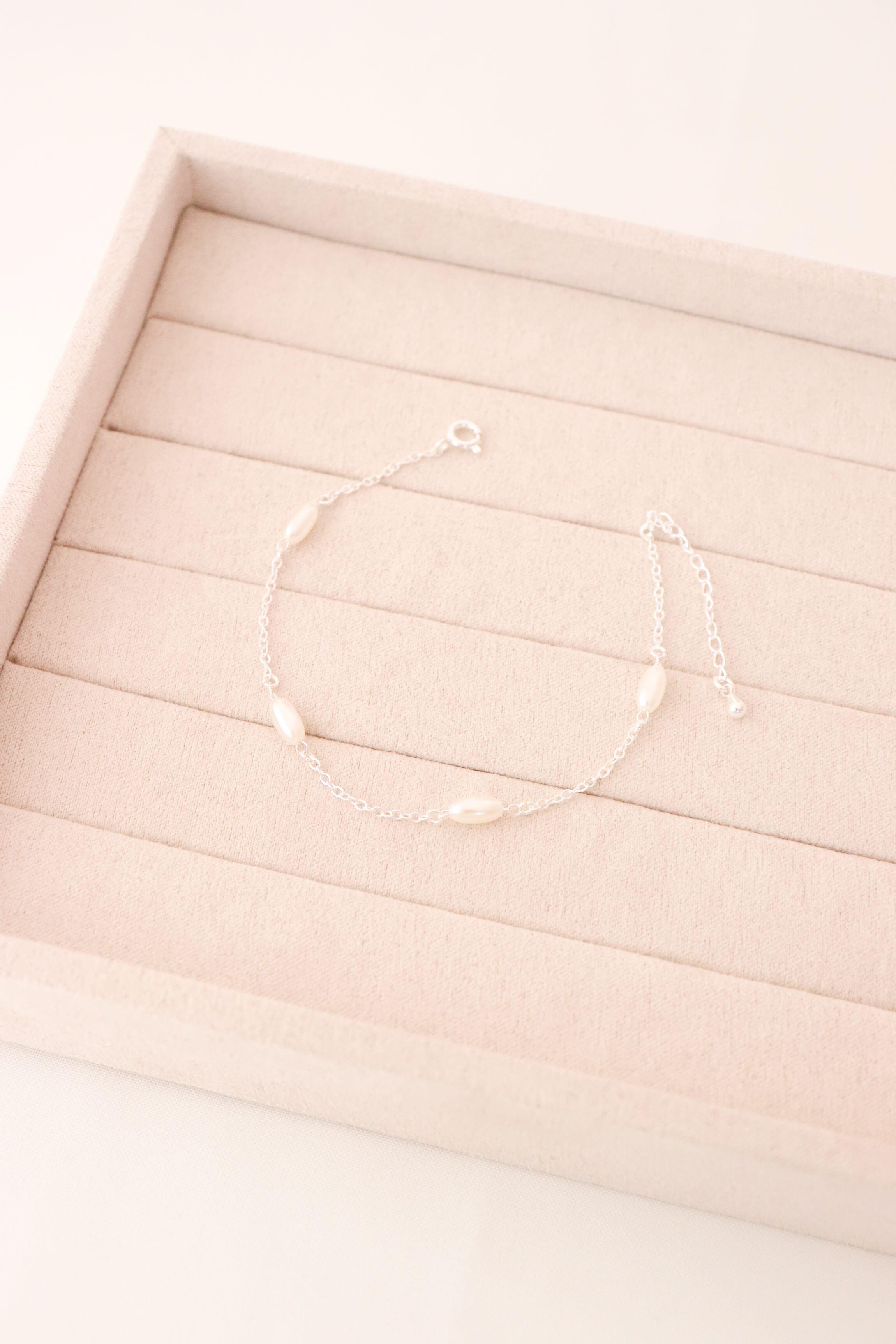 Pulseira pérolas ovais REF02 - Prata cod1863