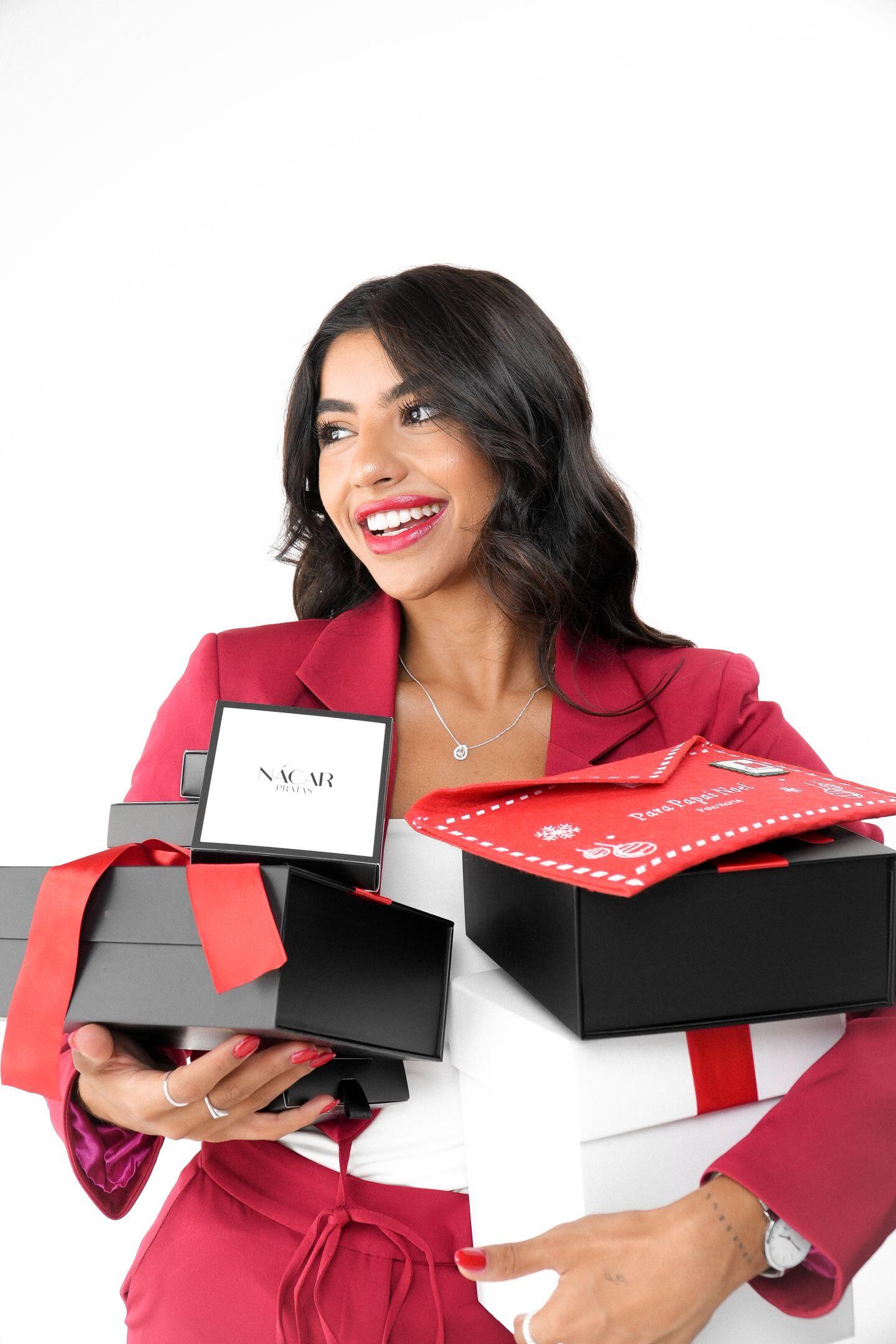 �Presentes que Encantam: Como Escolher a Joia Perfeita