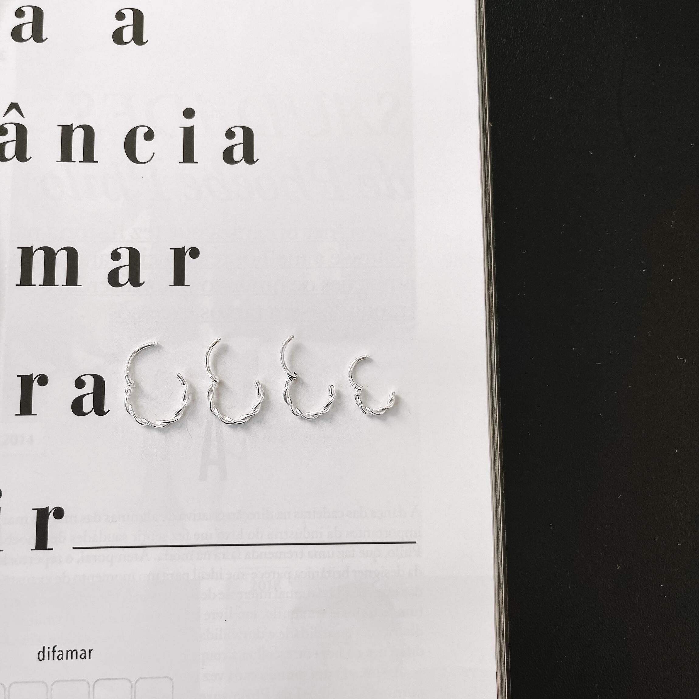 Piercing Argola de Prata Torcida Articulada