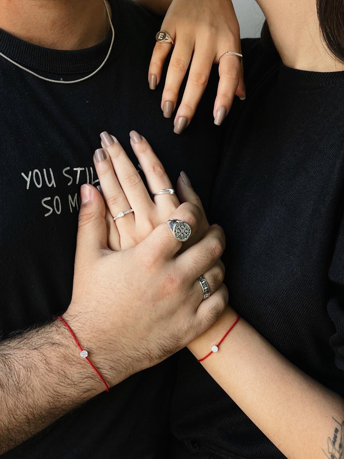 Pulseira Fio Vermelho com Ponto de Luz de Prata