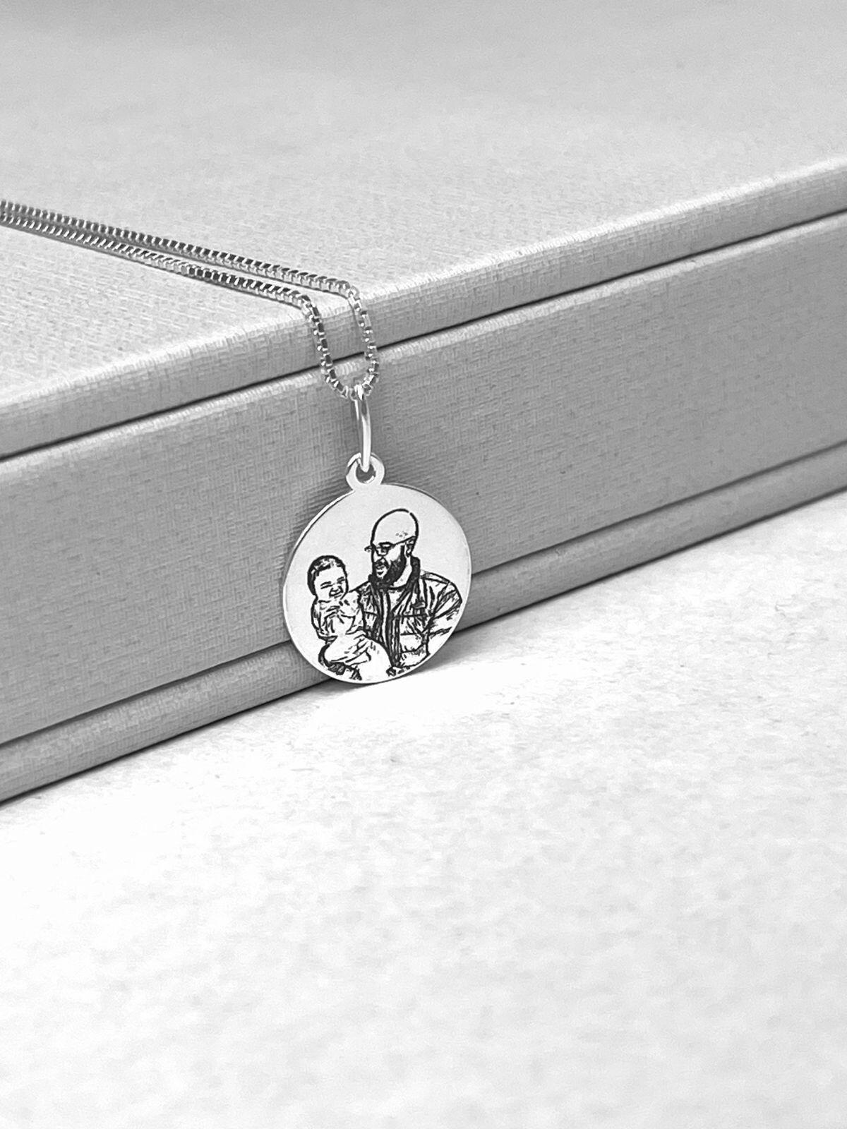 Colar de Prata Masculino Medalha Redonda Personalizada 2 fotos