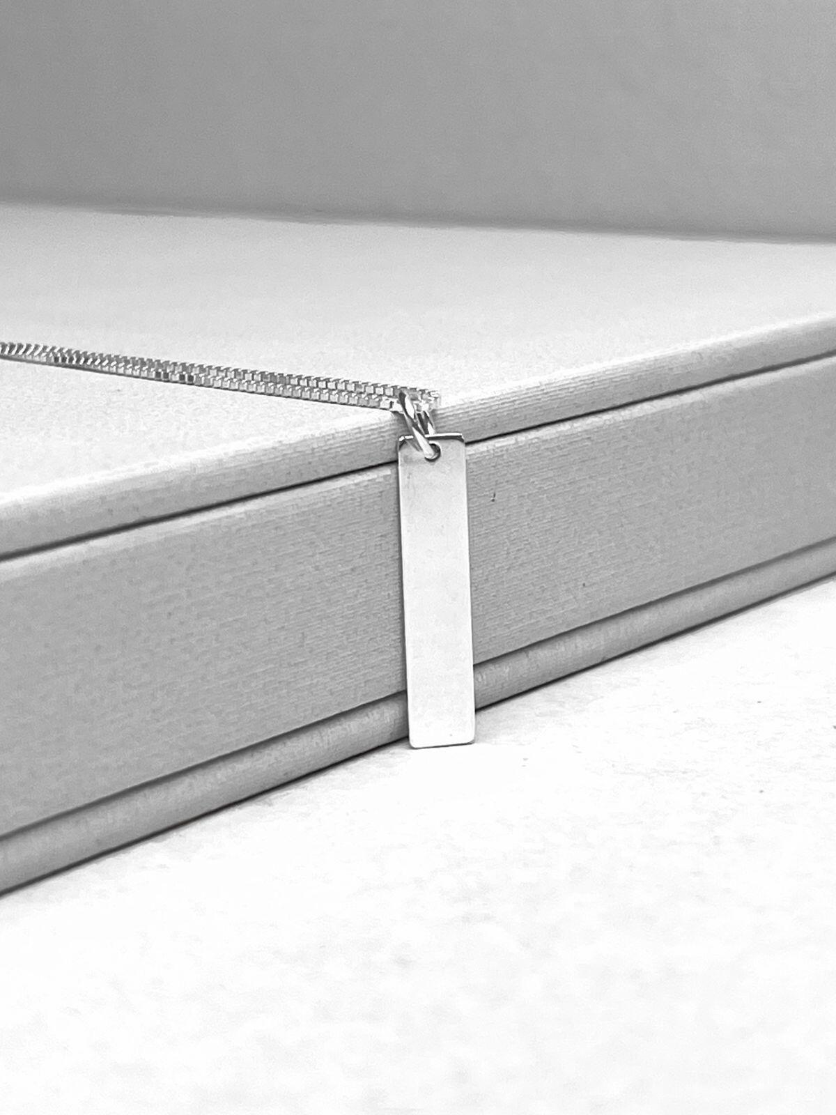 Colar de Prata Masculino Medalha Retangular Personalizada