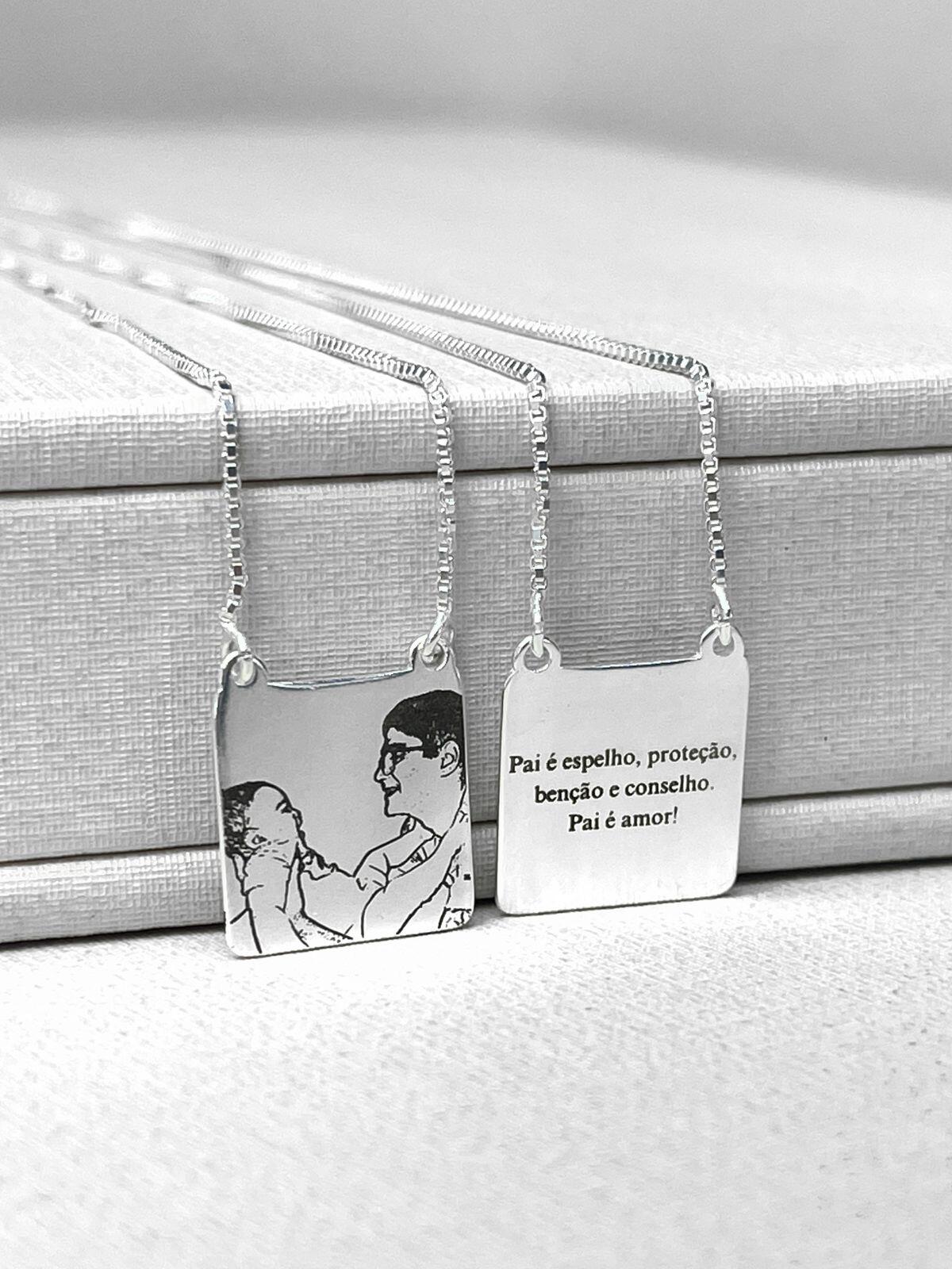 Escapulário de Prata Masculino Personalizado com 2 Fotos ou Frase