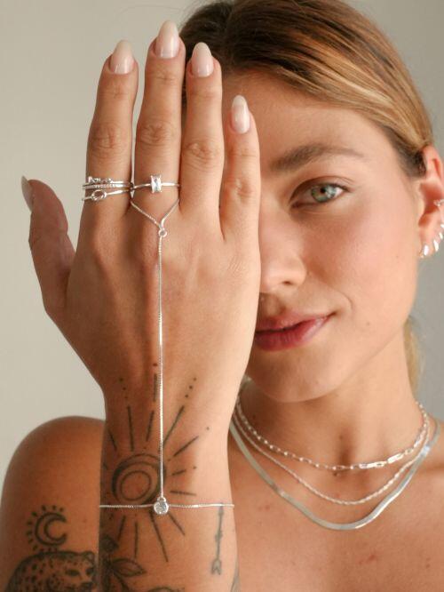 Handchain de Prata Ponto de Luz
