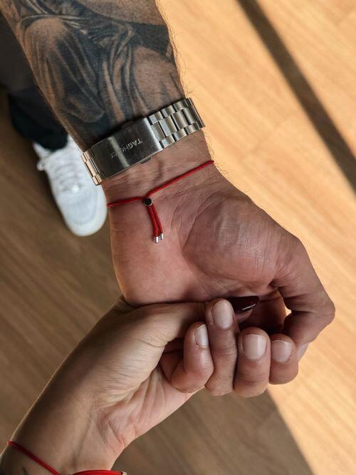 Pulseira Fio Vermelho Personalizada com Gravação de Inicial