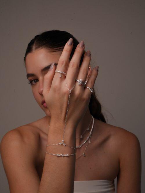 Pulseira de Prata Gota com Zircônias