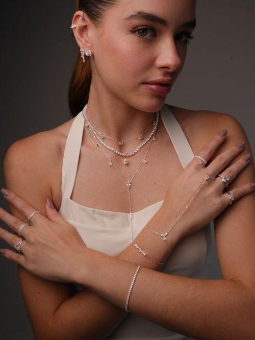 Handchain de Prata Gota com Zircônias
