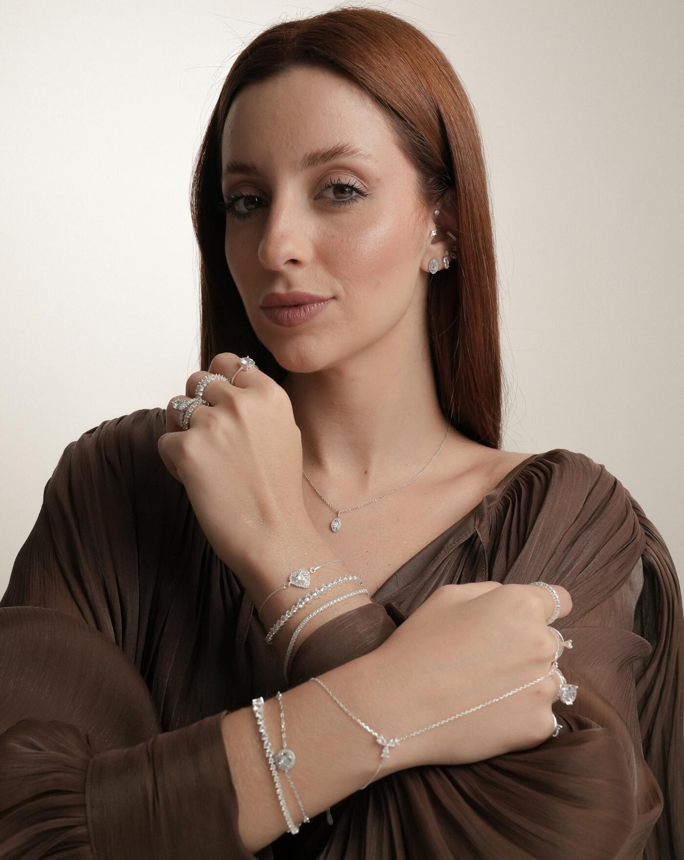 Handchain de Prata Gota com Zirc�nias
