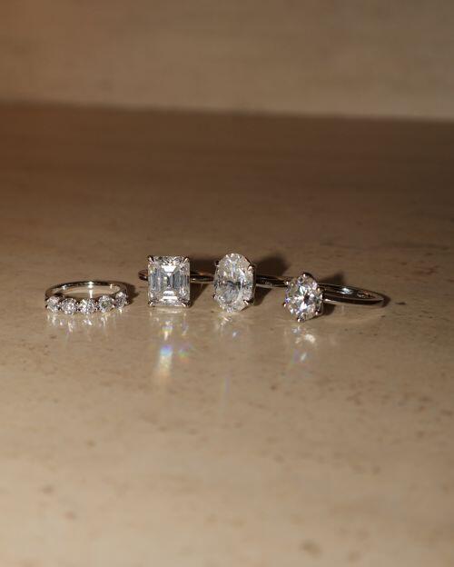 Anel de Prata Aparador Meia Aliança Classic Moissanite 1.5ct