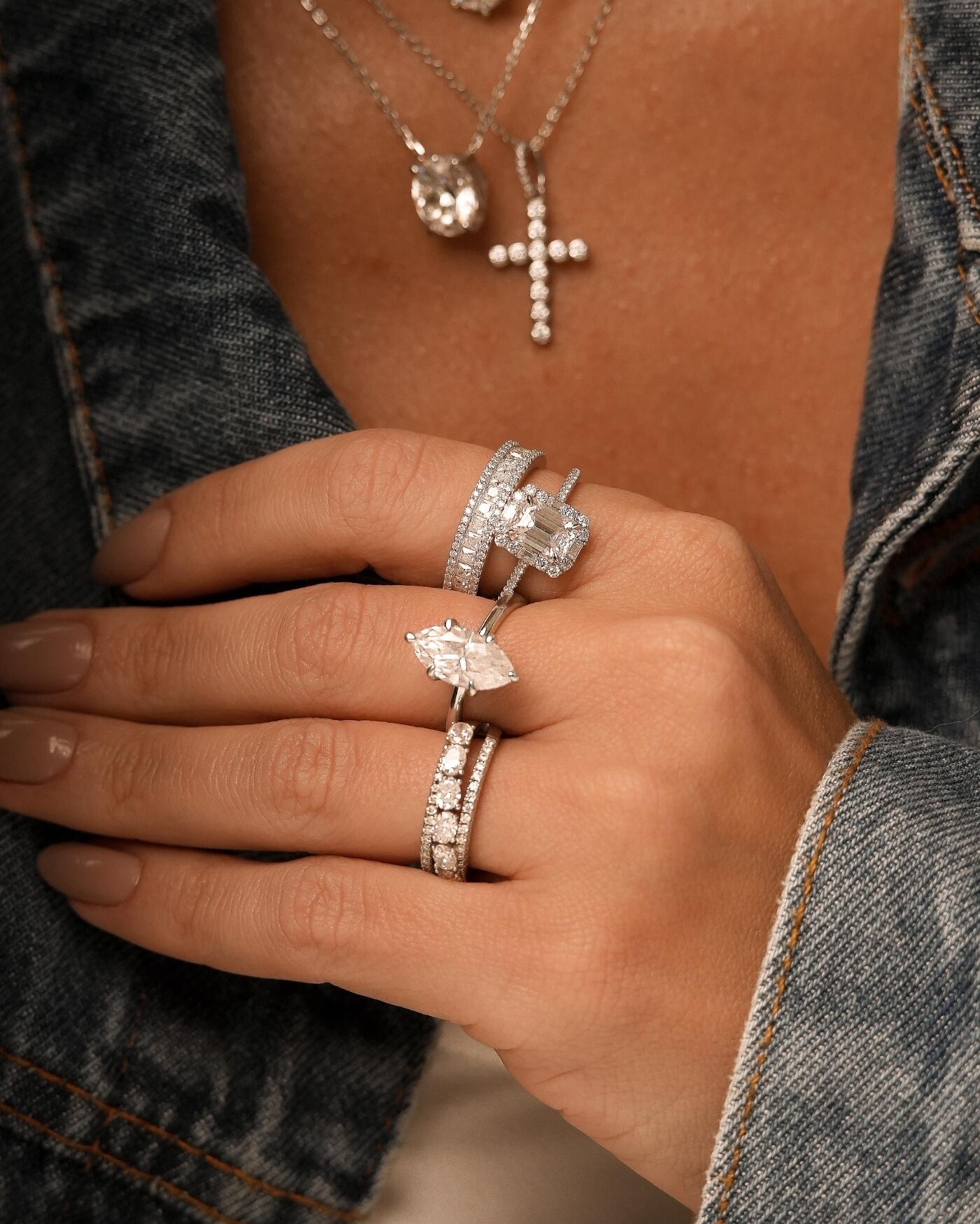 Anel de Prata Solitário Navete Maju Moissanite 3ct