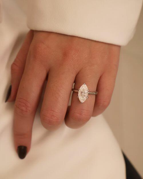 Anel de Prata Solit�rio Navete Maju Moissanite 3ct