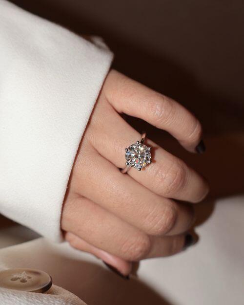 Anel de Prata Solit�rio Brilhante Virg�nia Moissanite 4ct